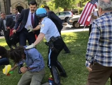 Εξευτέλισε και τις ΗΠΑ ο Ρ.Τ.Ερντογάν: Τις ανάγκασε να αθωώσουν τους σωματοφύλακές του που ξυλοκόπησαν Κούρδους!